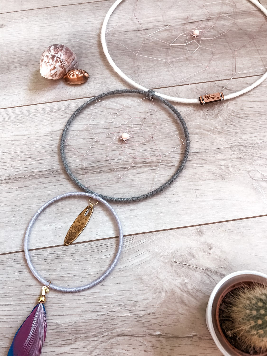 Attrape-rêve 3 cercles et plumes