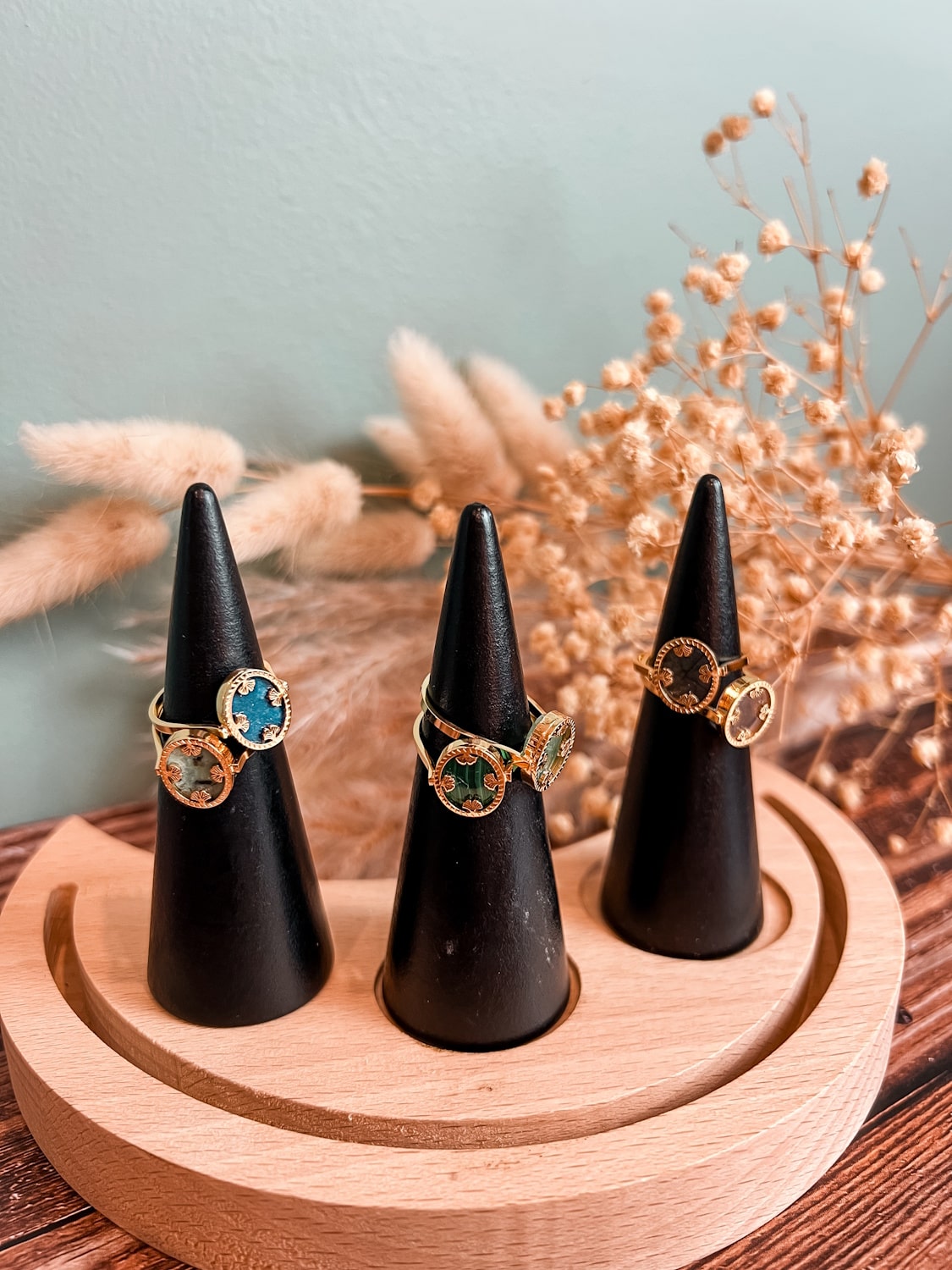 Bague fleur ovale pierre naturelle - Bijou élégant & coloré