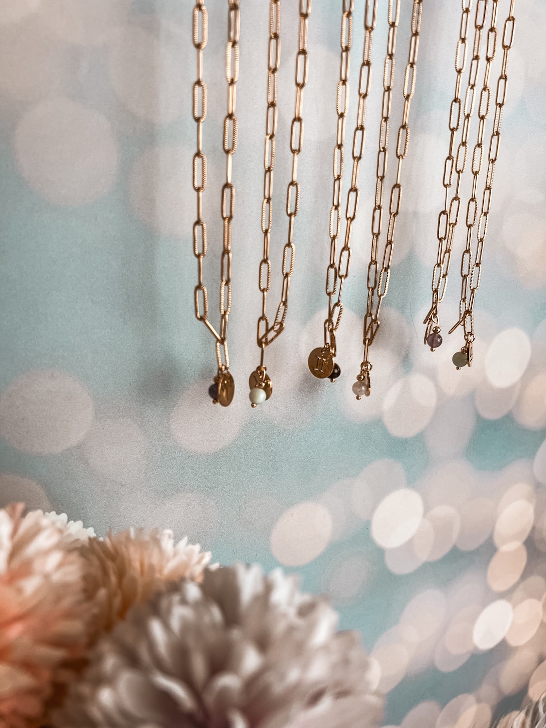 Bijoux signe astrologique collier pierres