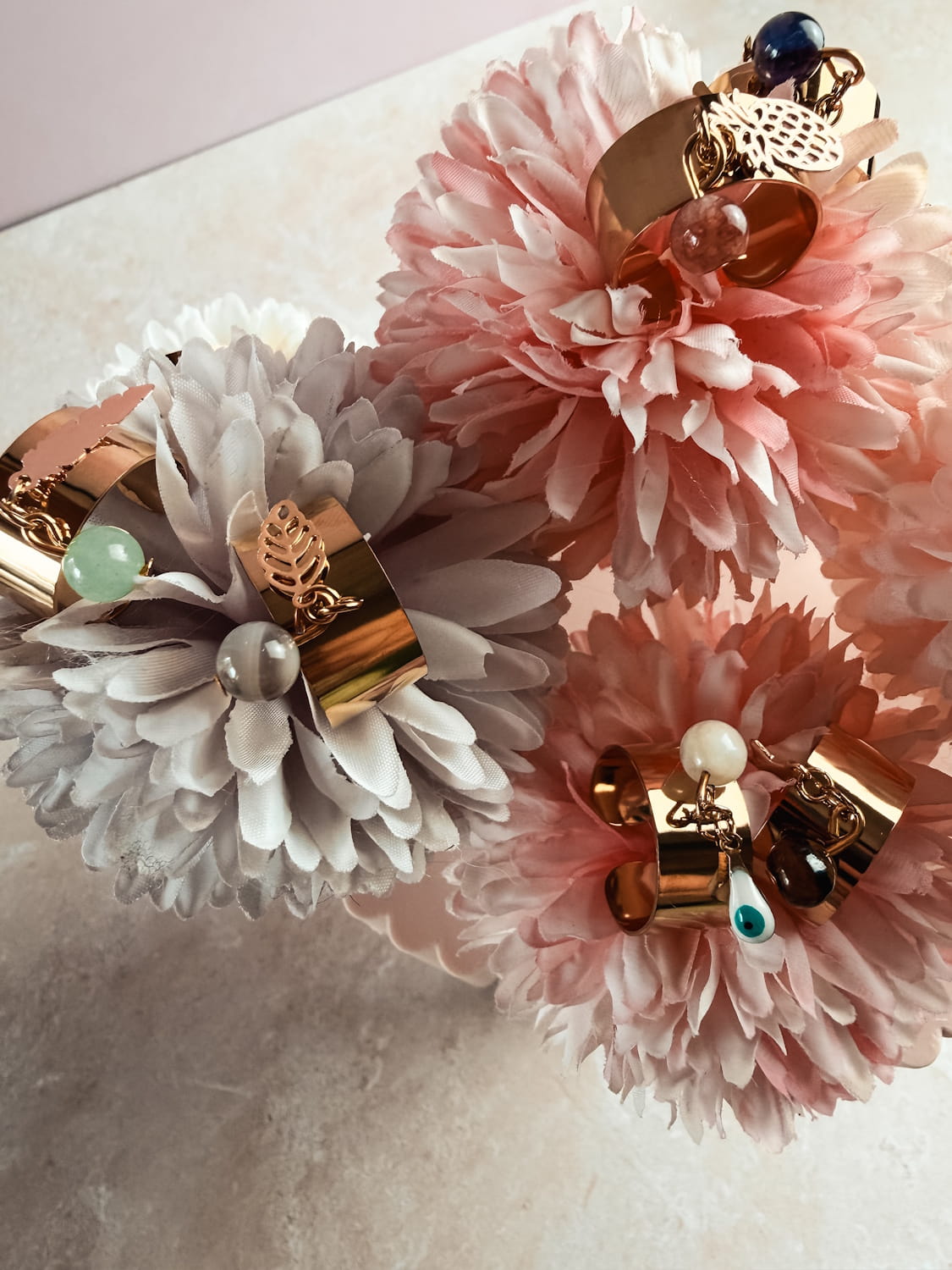 Bague breloque perles naturelles – bijou bohème artisanal fait main France