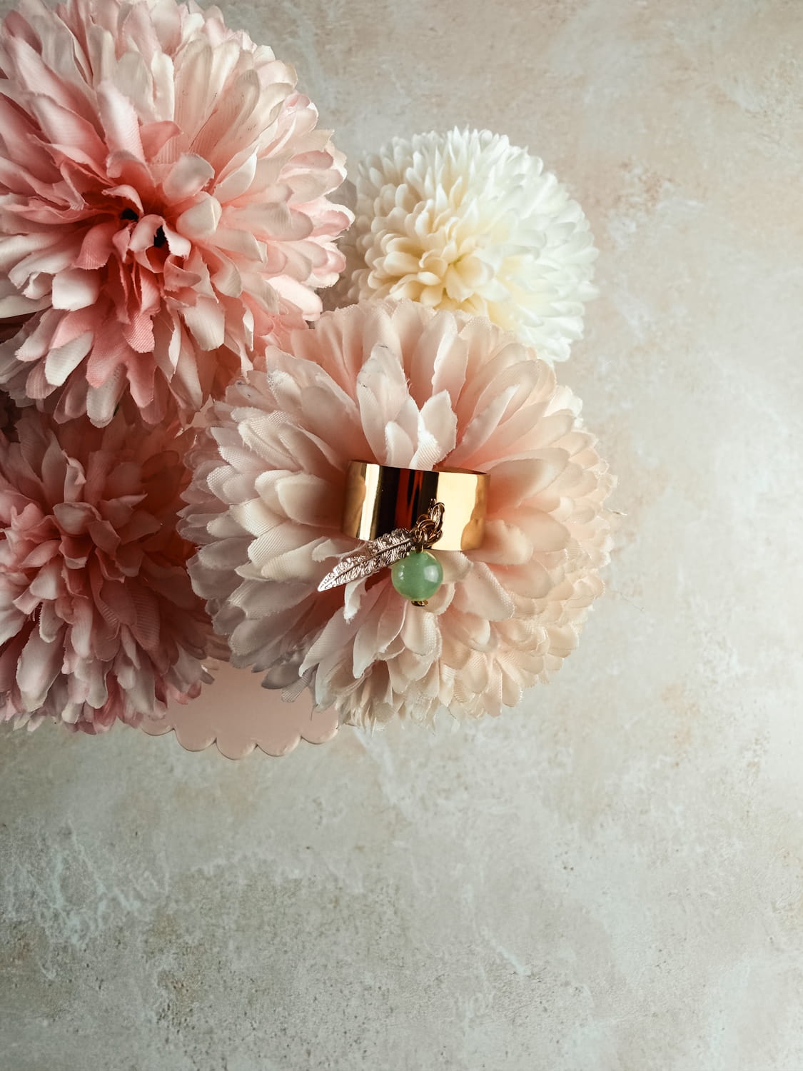 Bague breloque perles naturelles – bijou bohème artisanal fait main France