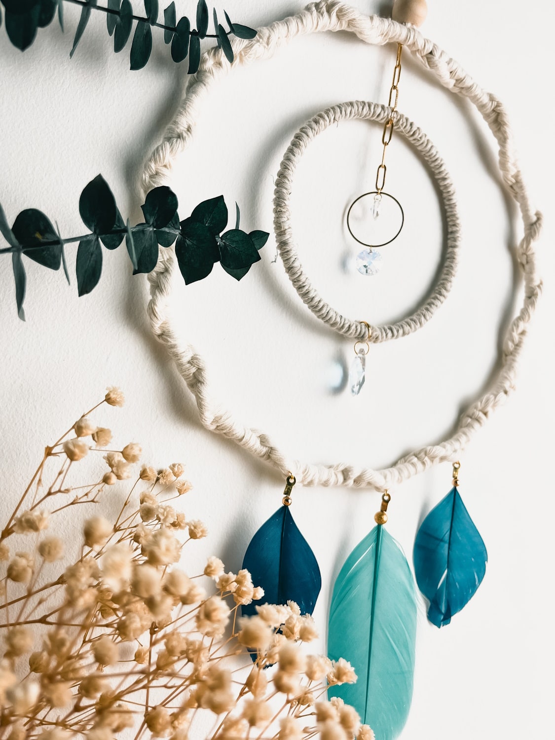 Capteur de soleil macramé & plumes